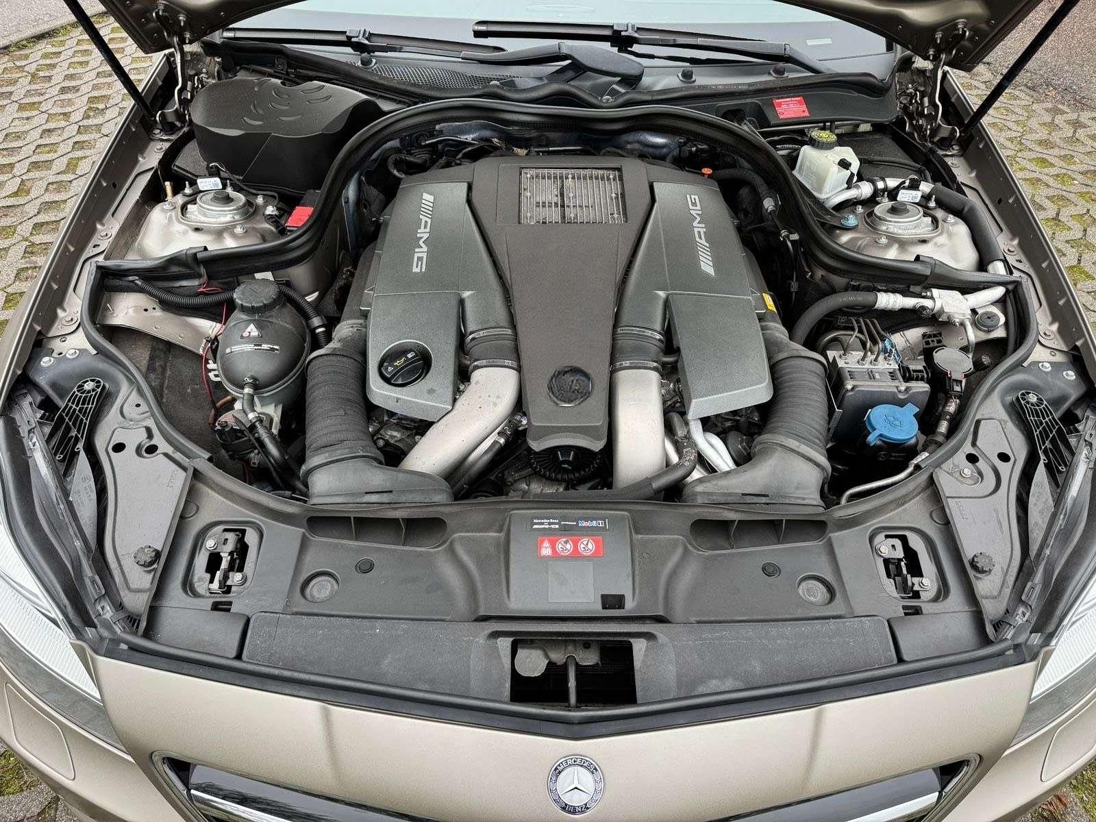 Mercedes-Benz CLS 63 AMG CLS Coupe SPEEDSHIFT MCT Edition foto 11