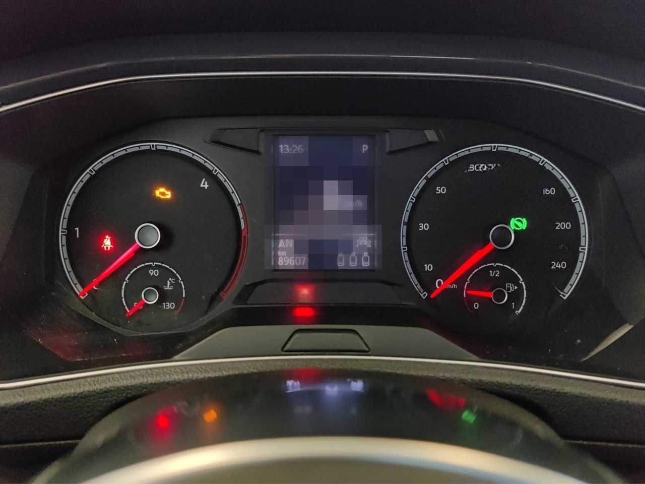 Volkswagen T-Roc 2.0 TDI DSG 4MOTION Sport, LED, ACC, Navi foto 12