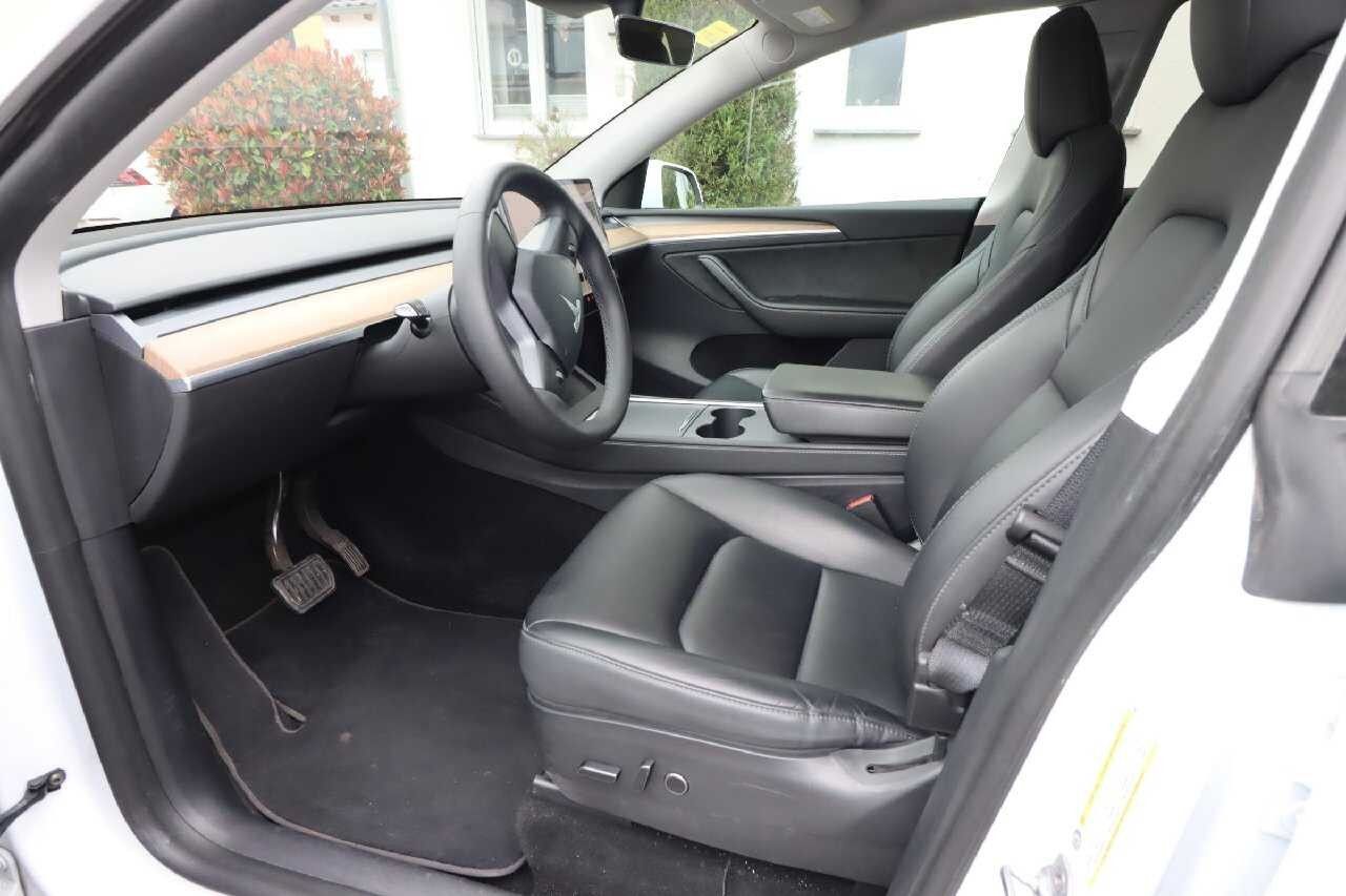 Tesla Model Y Long Range AWD 8-Fach|AHK|EnhancedAP|20" foto 5