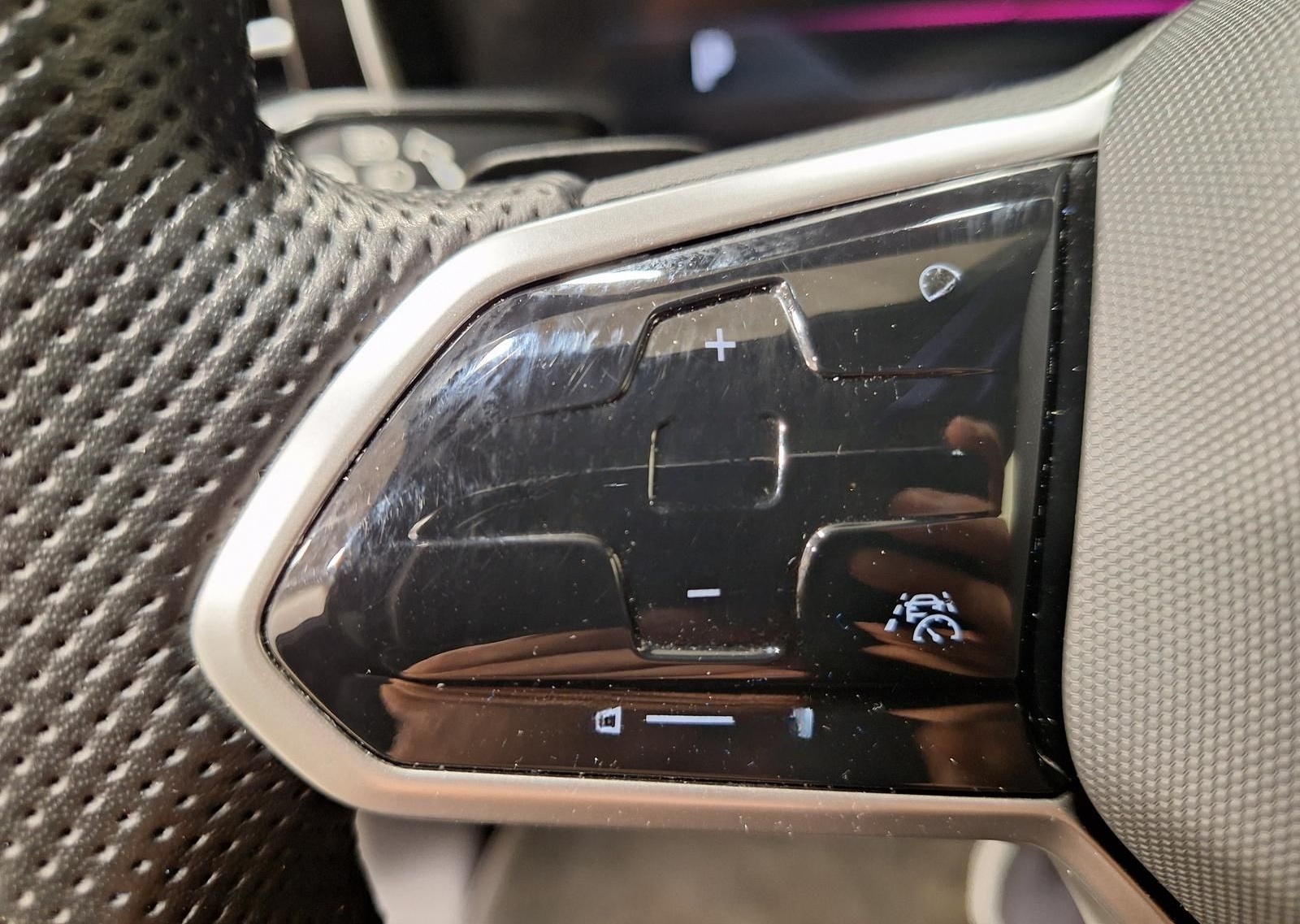 Volkswagen Touareg 3.0 V6 4M R-LINE AHK|PANO|LUFT|INNOVISIO foto 19