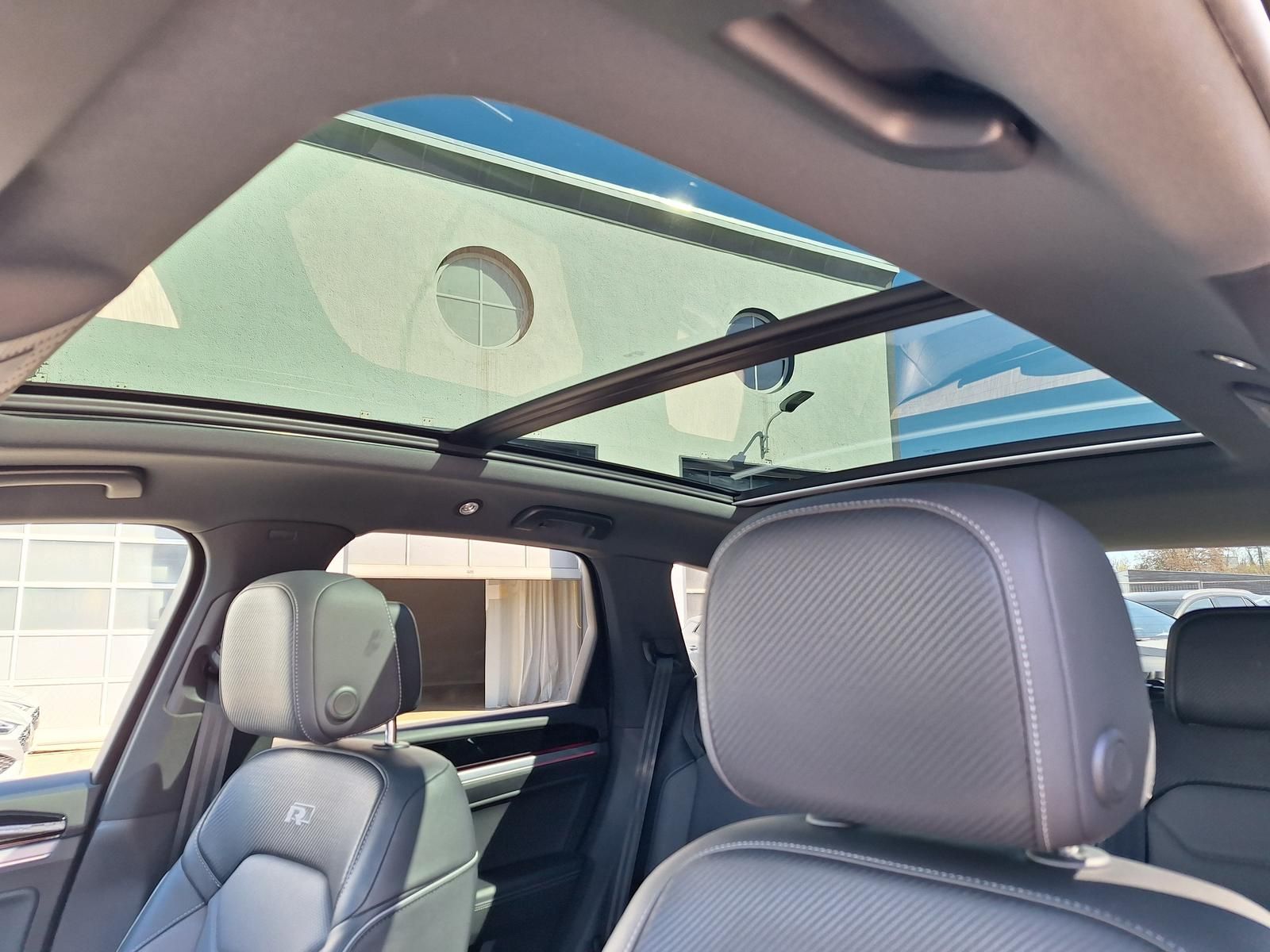 Volkswagen Touareg 3.0 V6 4M R-LINE AHK|PANO|LUFT|INNOVISIO foto 25