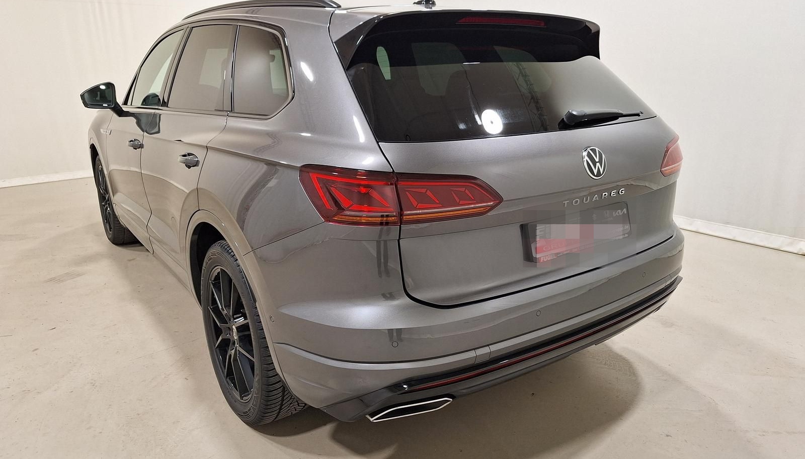 Volkswagen Touareg 3.0 V6 4M R-LINE AHK|PANO|LUFT|INNOVISIO foto 4