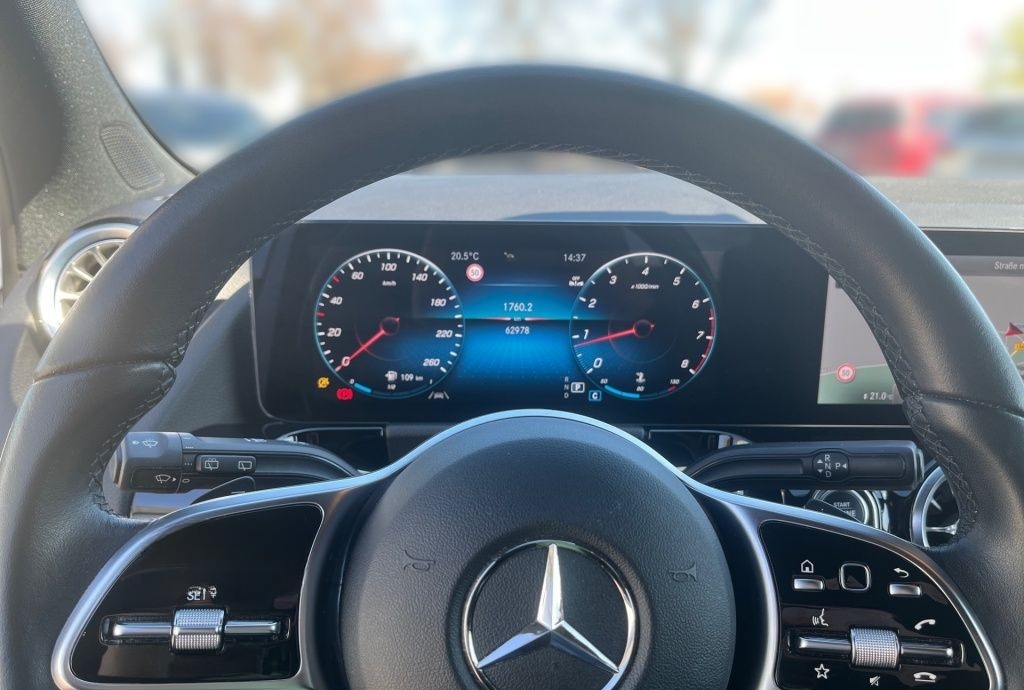 Mercedes-Benz GLA 200 Progressive Night AHK LED SHZ Ambie. KAM foto 8