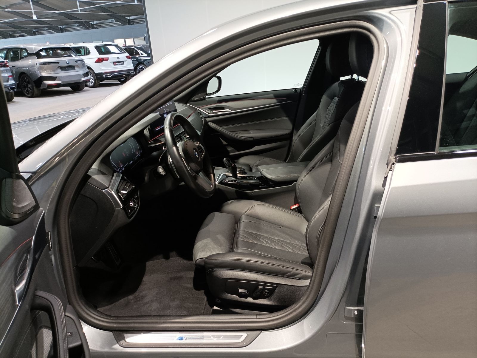 BMW 530d MHD xDrive M Sport Laser|Navi|CAM|ACC|SHZ foto 8