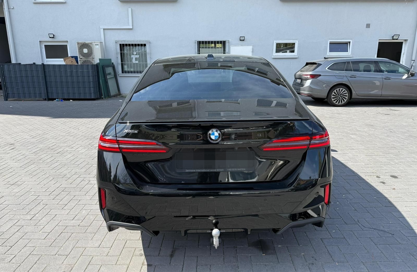 BMW 520d xDrive/PANO/HUD/AHK/Bowers&Wilkins/21"Indiv foto 2