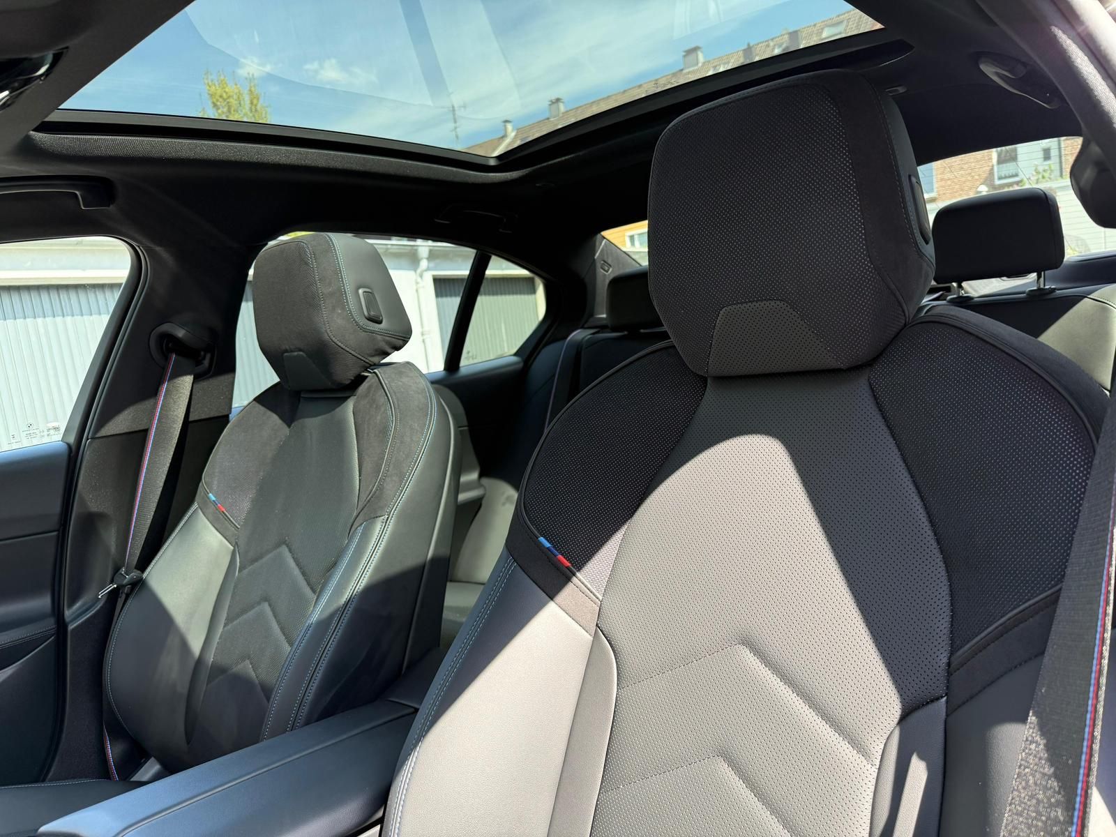 BMW 520d xDrive/PANO/HUD/AHK/Bowers&Wilkins/21"Indiv foto 11