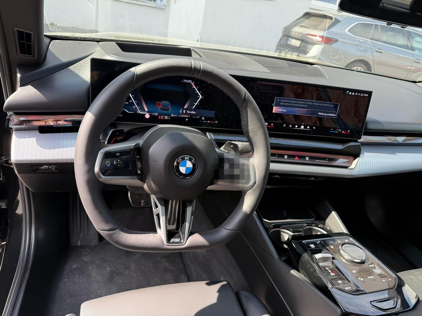 BMW 520d xDrive/PANO/HUD/AHK/Bowers&Wilkins/21"Indiv foto 13