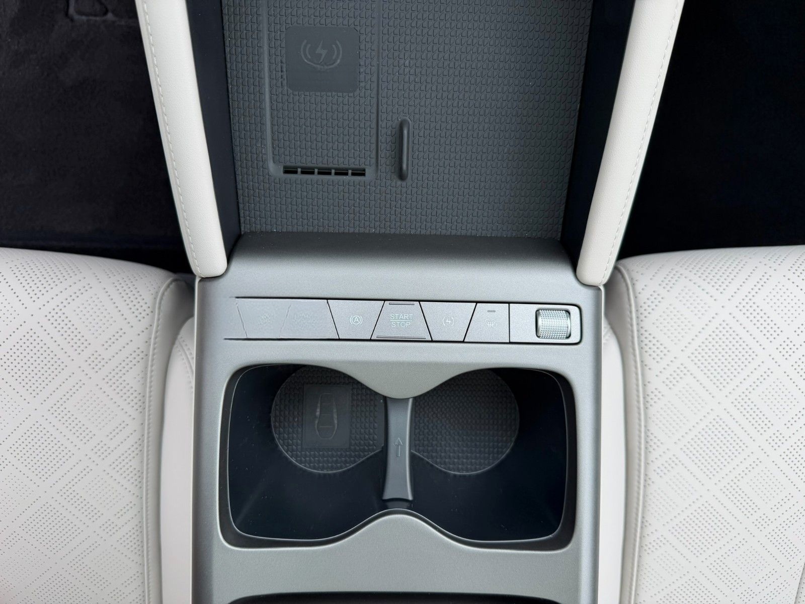 BYD ATTO 2 Comfort - Tageszulassung foto 24