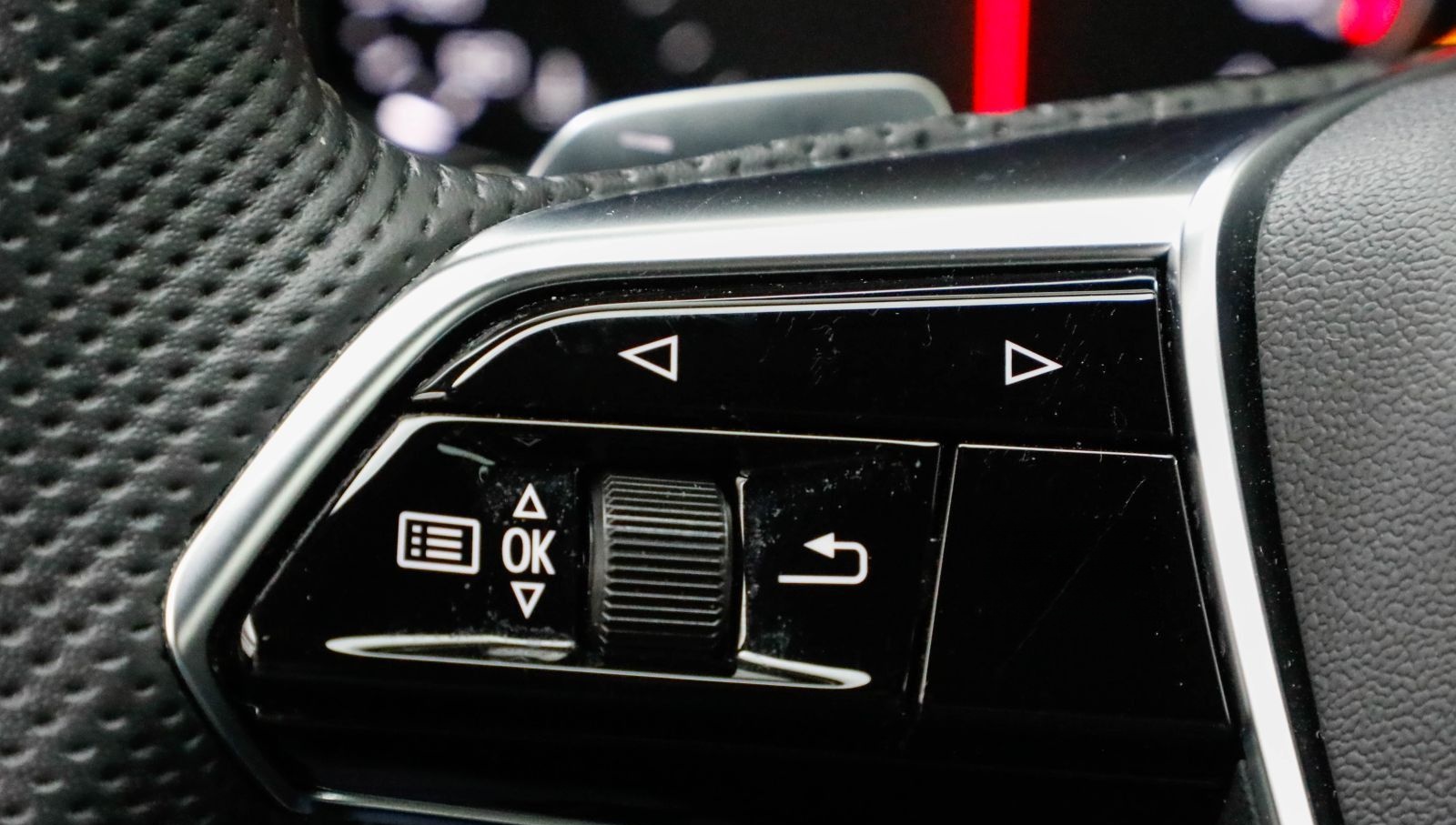 Audi A6 Avant 45 TDI quattro S tronic HUD 4xSHZ 360° foto 23