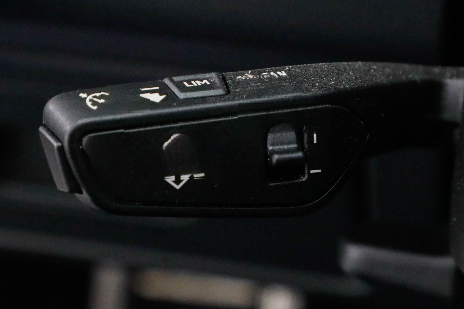 Audi A6 Avant 45 TDI quattro S tronic HUD 4xSHZ 360° foto 24