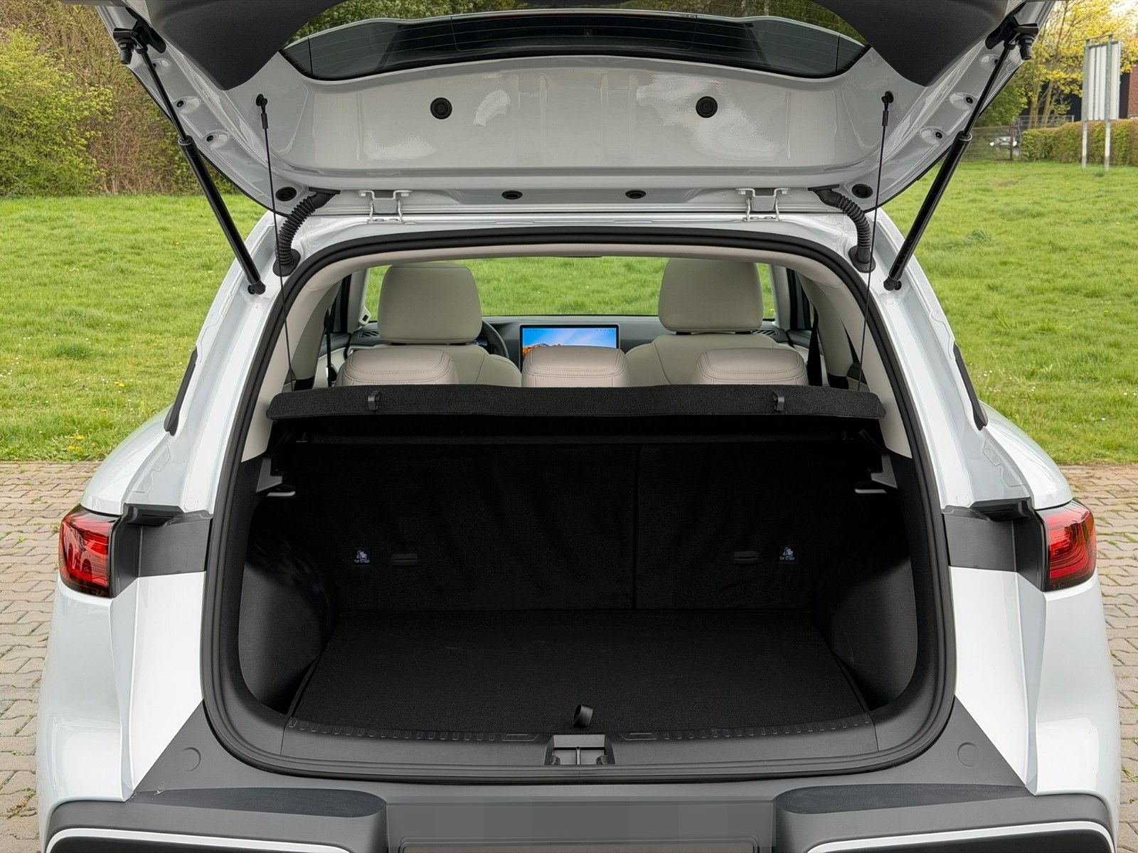 BYD ATTO 2 Comfort - Tageszulassung foto 9