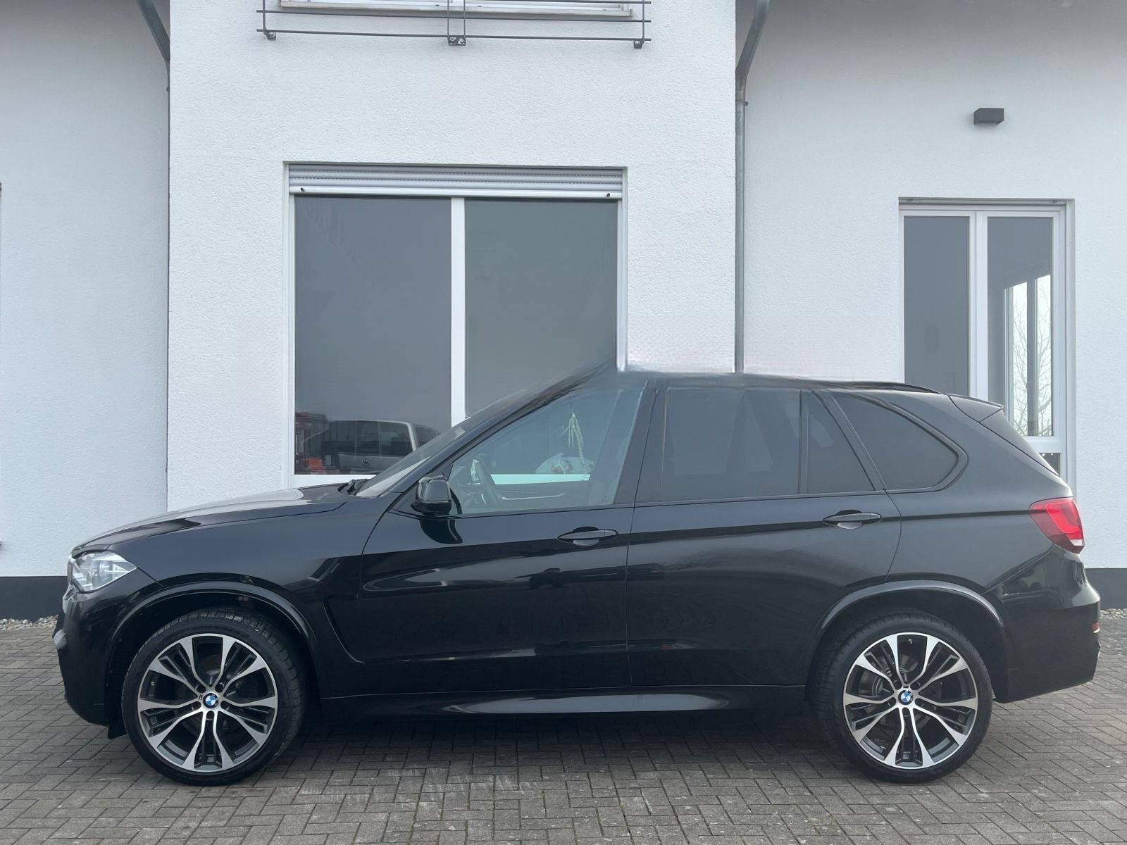 BMW X5 xDrive 30d M Sportpaket Standhzg. AHK HUD 21" foto 21