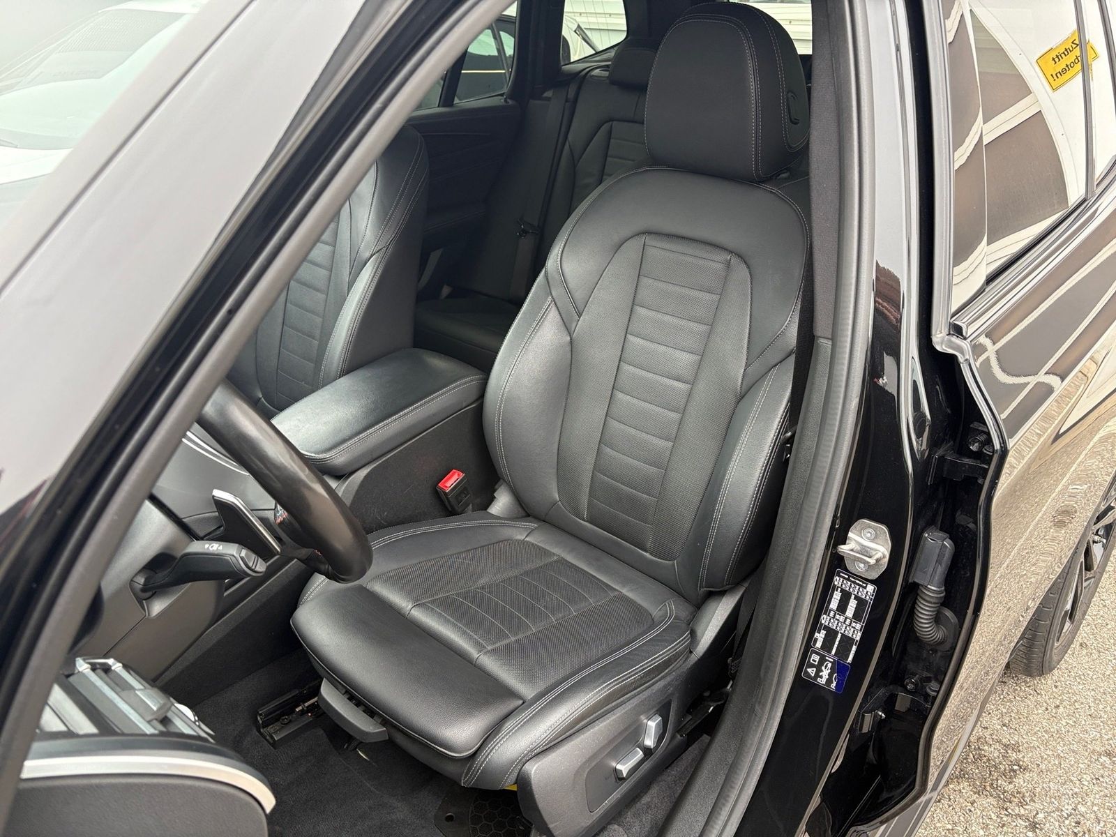 BMW X3 M40d HUD Laser ACC 20´´ PA Sitzbelüftung foto 10