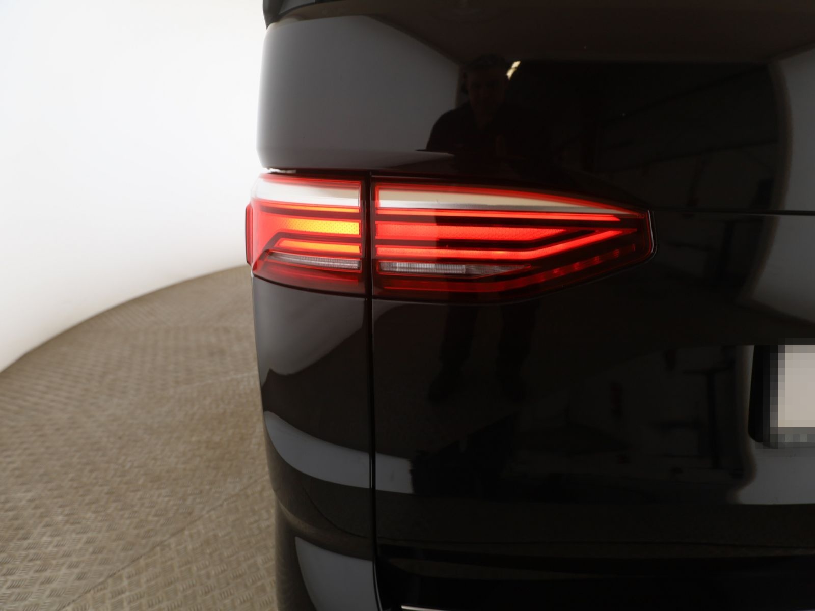 Volkswagen T7 Multivan 2.0 TDI Style AHK+RFK+H-K+StandH+Nav foto 9