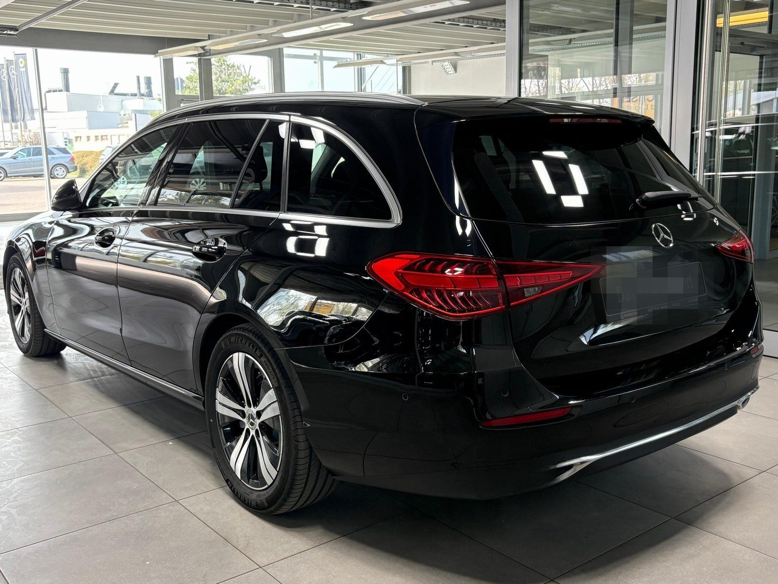 Mercedes-Benz C 200d T Avantgarde AHK PANODACH+LED+PDC&KAM+SHZ foto 3