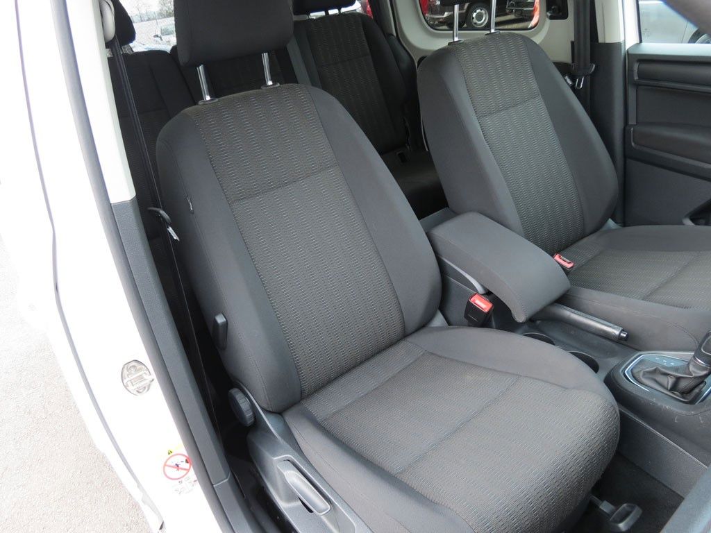 Volkswagen Caddy Comfortline BMT DSG Navi Sitzh. Flügeltür foto 14