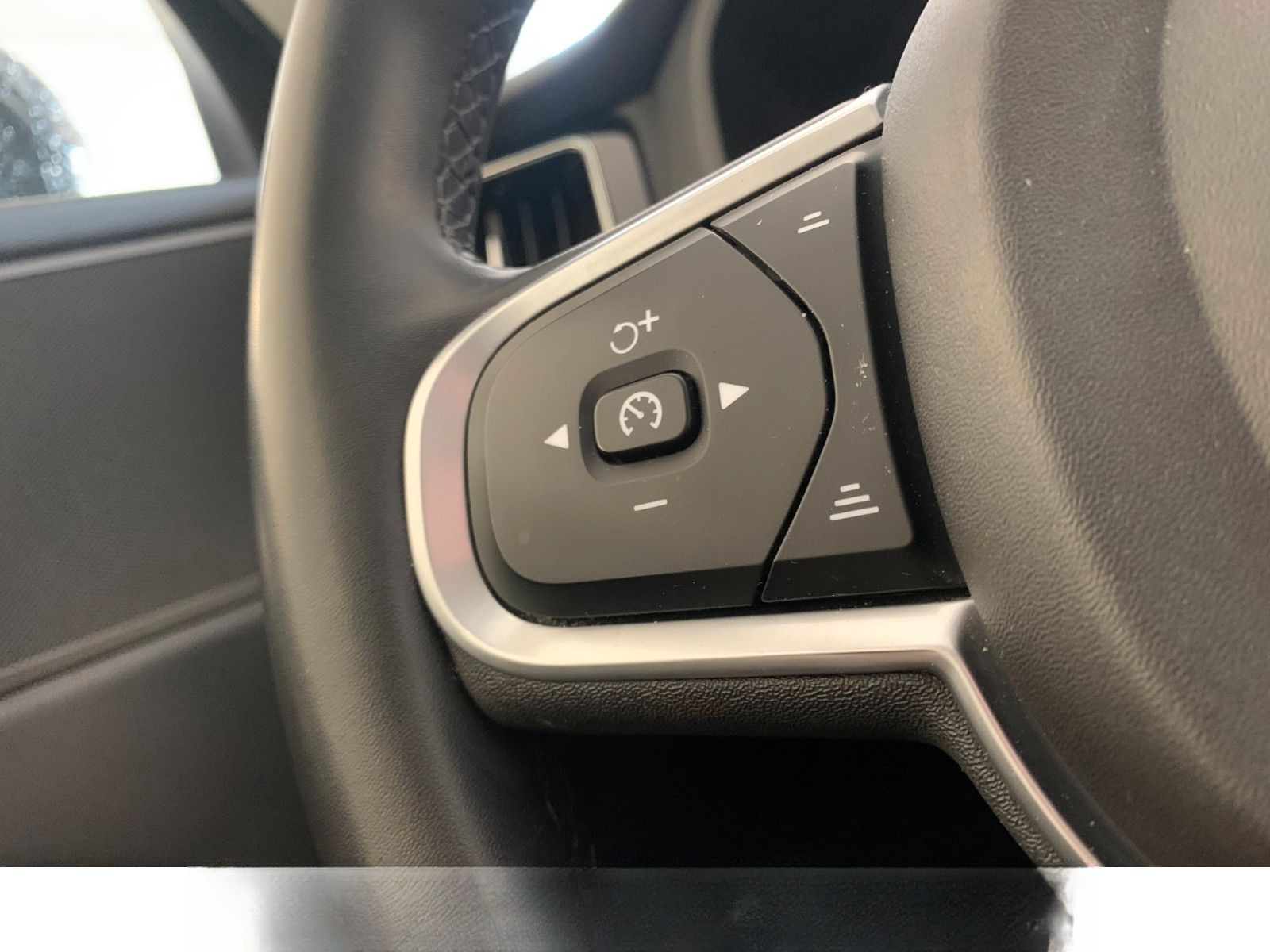 Volvo XC60 Momentum Pro Mopf HeadUp 360° Google 19" foto 13