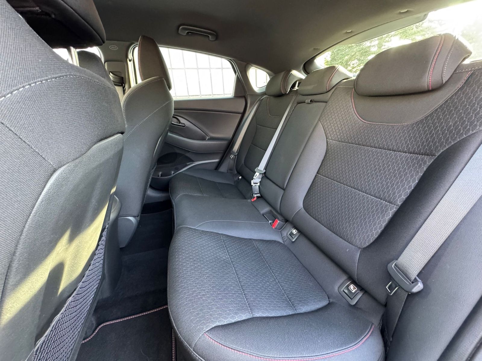 Hyundai i30 Fastback N Performance NAVIGATION,1-HAND foto 10