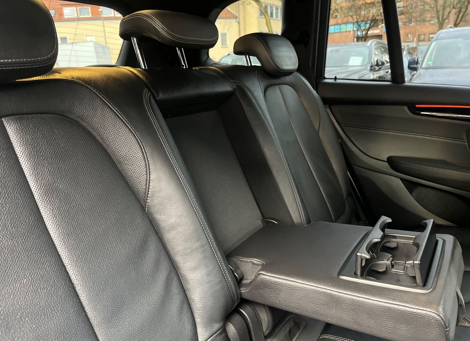 BMW 218 d Gran Tourer M Paket xDrive 7 Sitzer,Head-U foto 19