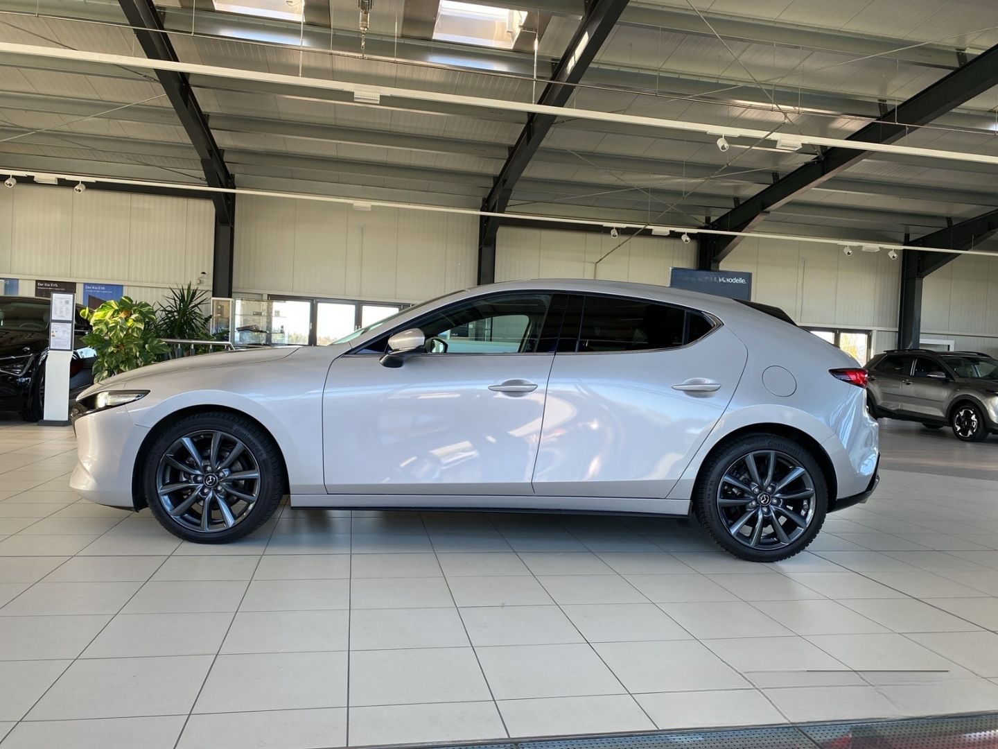 Mazda 3 Selection 2.0 Skyactiv-G HUD LED Navi SHZ Rück foto 3