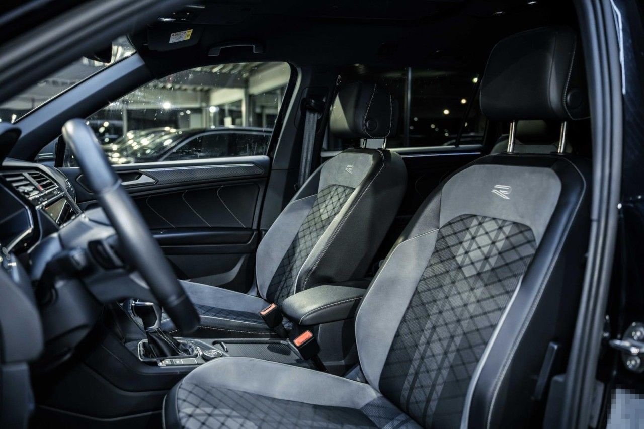 Volkswagen Tiguan Allspace 2.0 TDI DSG R-Line 4M 7Si. AHK foto 20