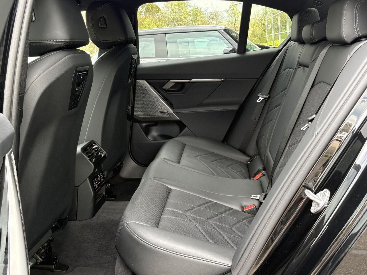 BMW 520d M Sport AutoBahnAss.SuView ACC HUD AHK 20" foto 14
