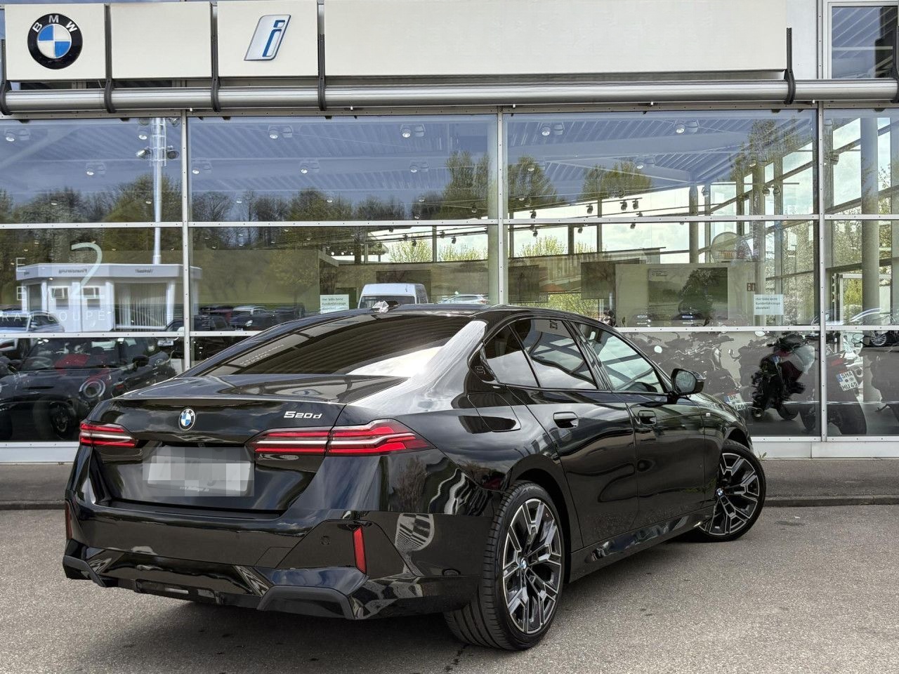 BMW 520d M Sport AutoBahnAss.SuView ACC HUD AHK 20" foto 3
