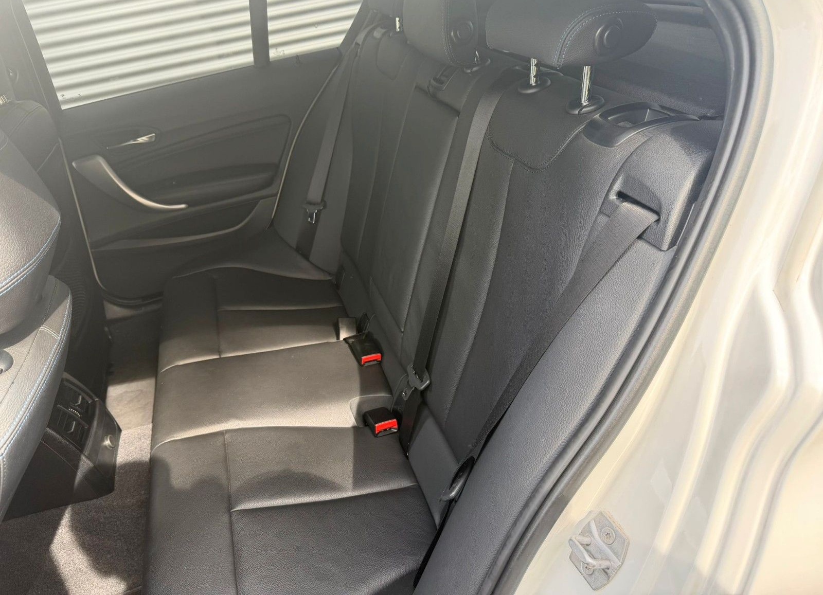 BMW 120i Limousine 5-trg. Edition M Sport Shadow foto 19