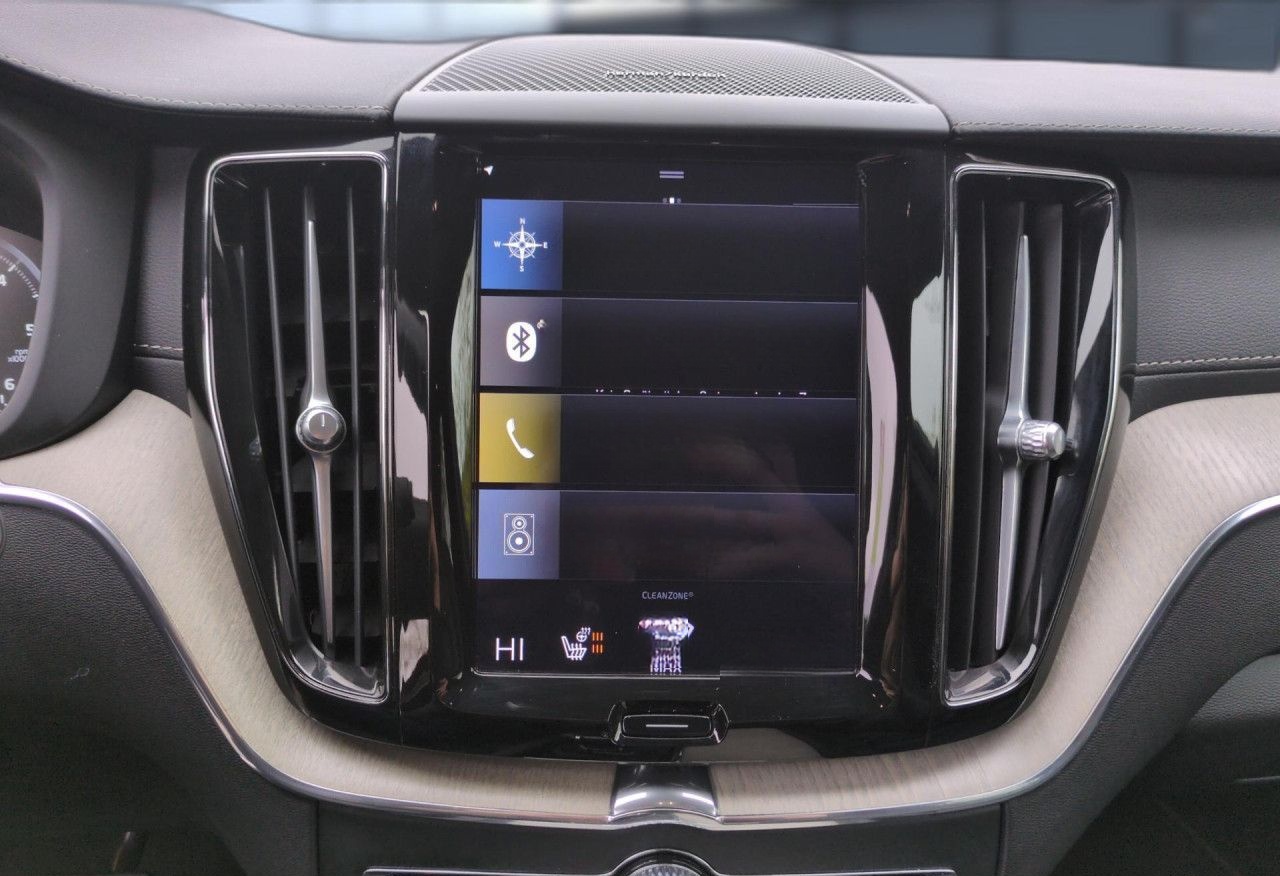 Volvo XC60 D4 Inscription 2WD Automatik Bluetooth Navi foto 14