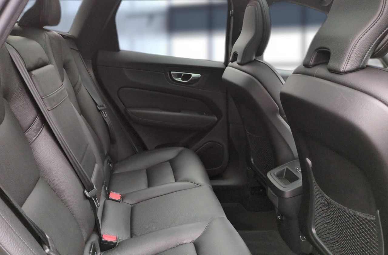 Volvo XC60 D4 Inscription 2WD Automatik Bluetooth Navi foto 22