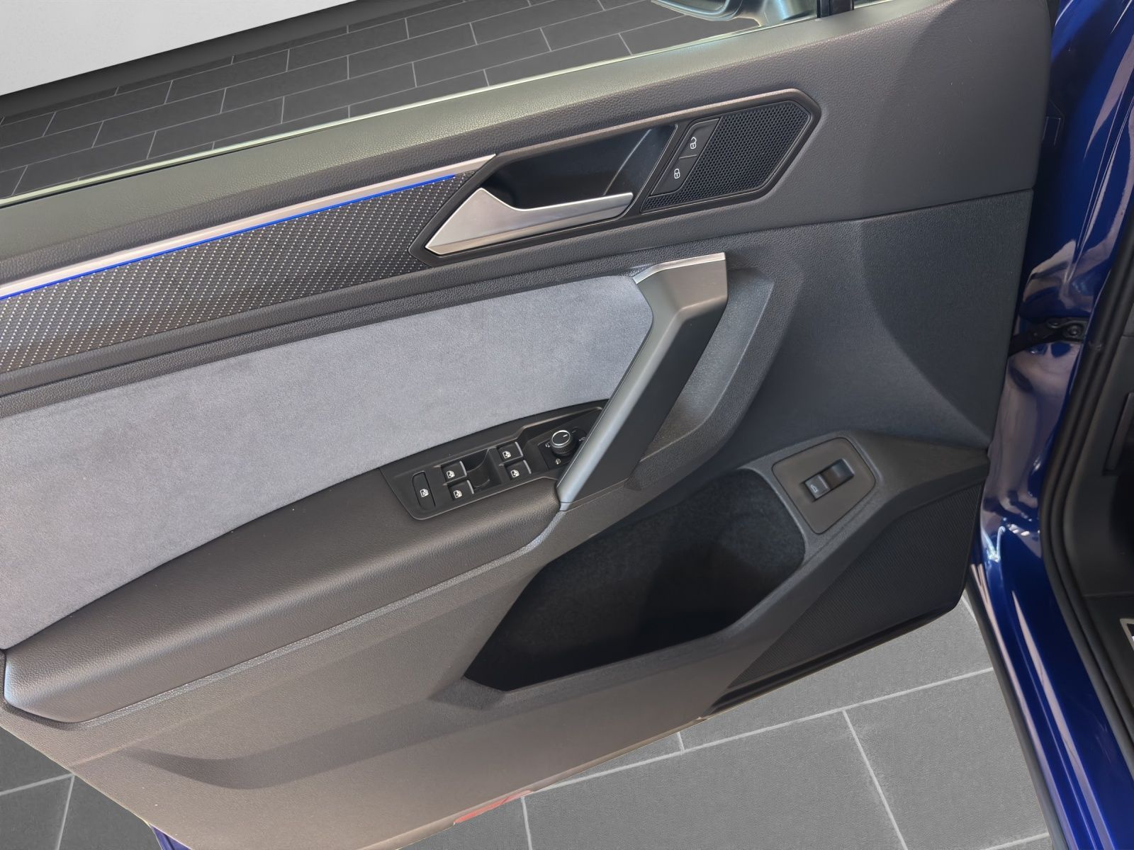 Volkswagen Tiguan 2.0 TSI R NAVI AHK 360° IQ.DRIVE foto 14