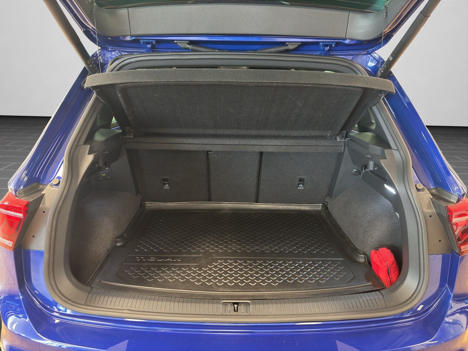 Volkswagen Tiguan 2.0 TSI R NAVI AHK 360° IQ.DRIVE foto 16