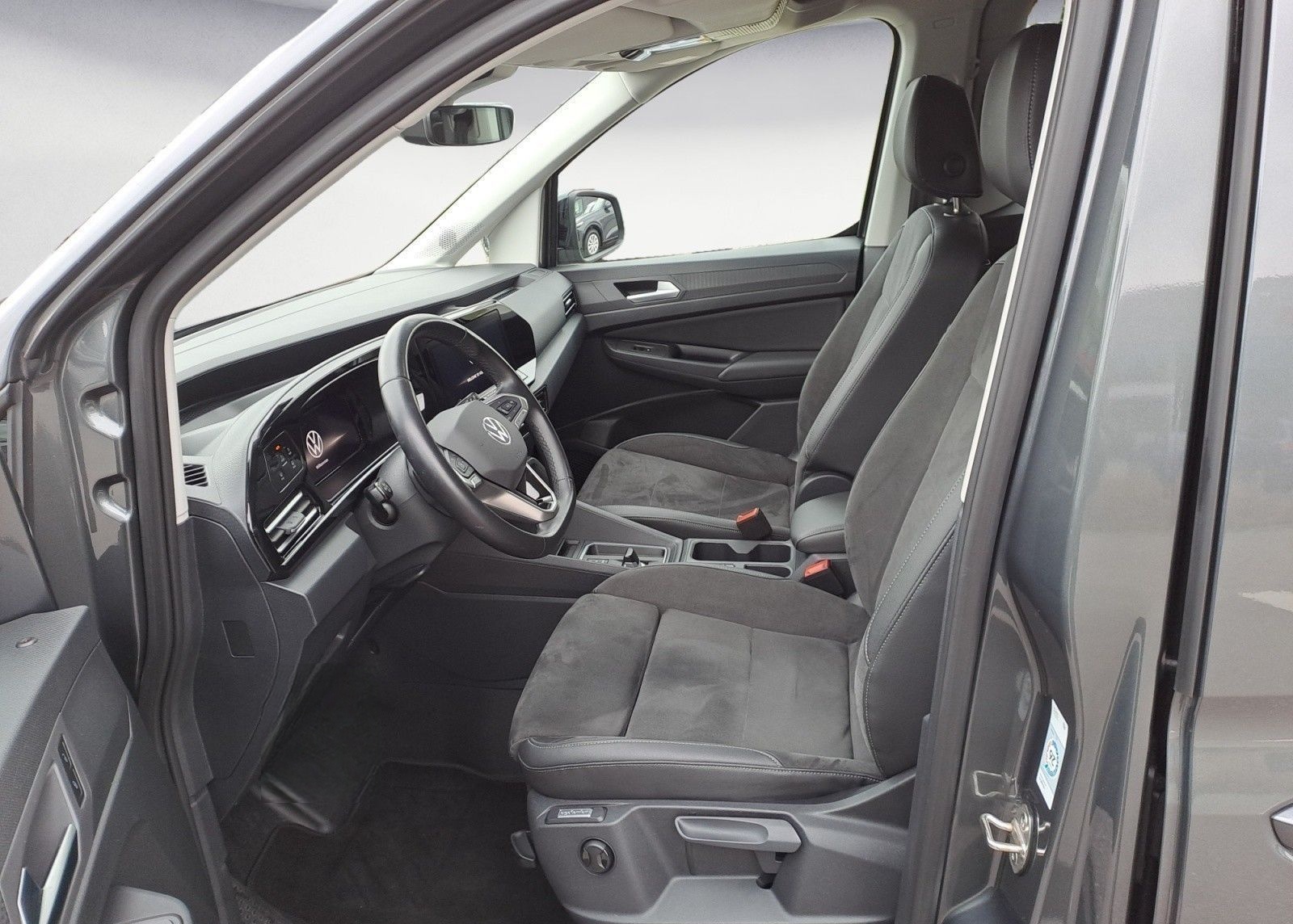 Volkswagen Caddy 2.0 TDI DSG Assistenzpaket Navi RearView foto 8