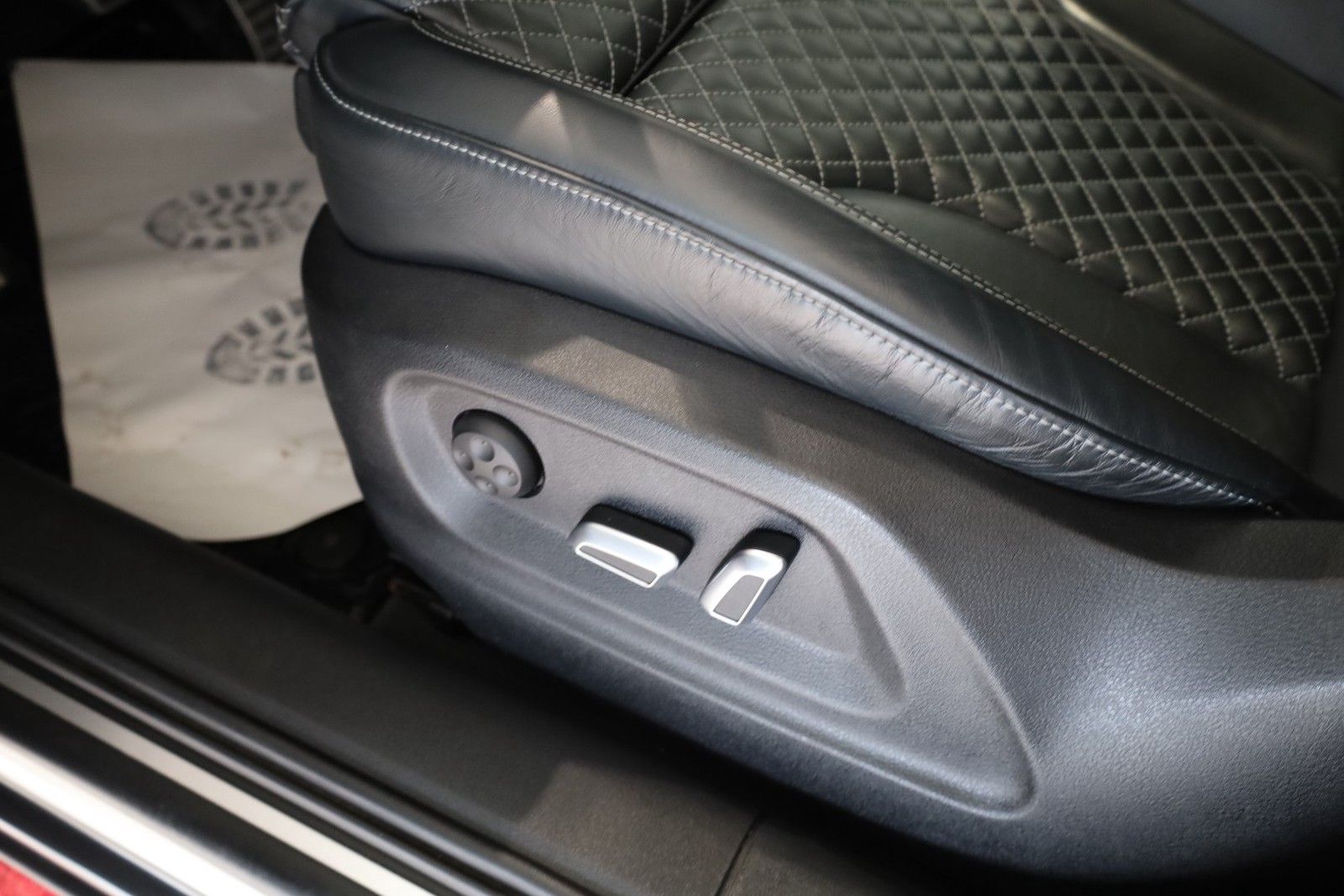 Audi RS Q3 2.5 TFSI quattro performance PANO*KAMERA foto 11