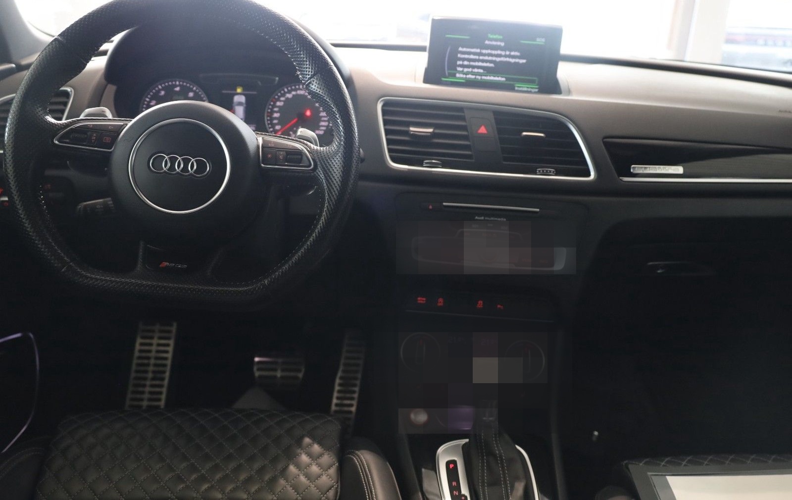 Audi RS Q3 2.5 TFSI quattro performance PANO*KAMERA foto 16