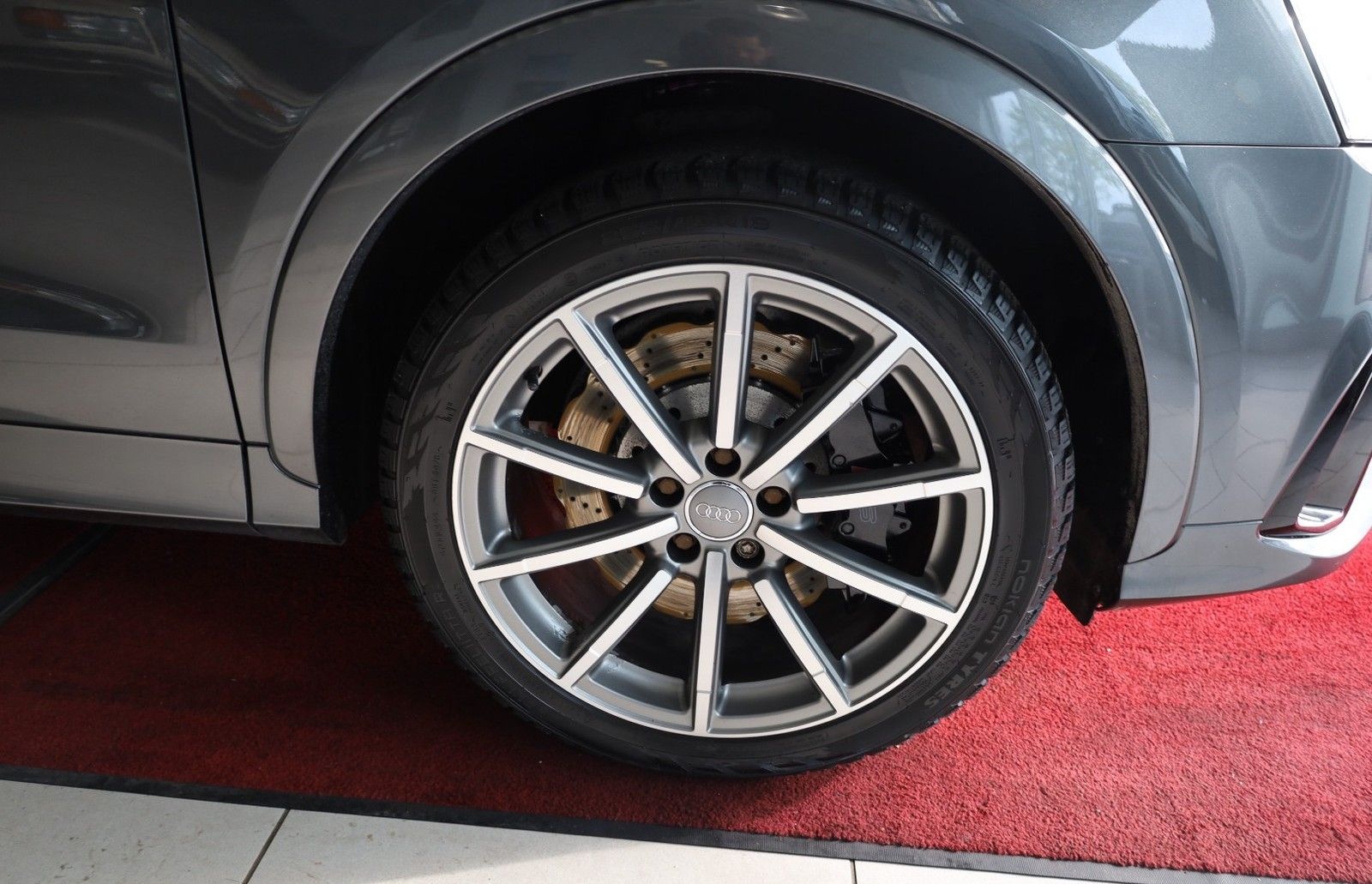 Audi RS Q3 2.5 TFSI quattro performance PANO*KAMERA foto 22