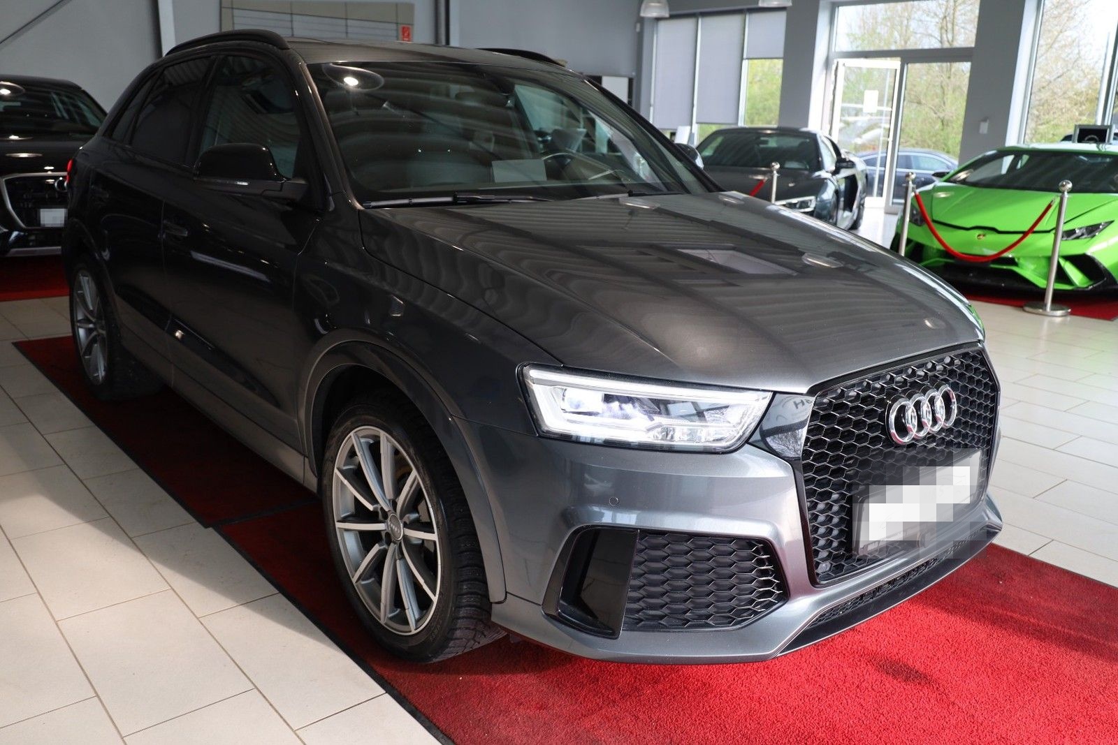 Audi RS Q3 2.5 TFSI quattro performance PANO*KAMERA foto 8
