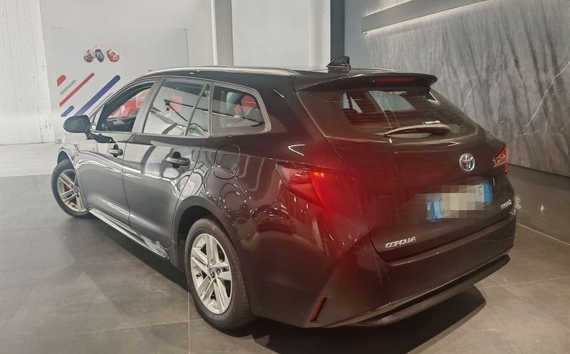 Toyota Corolla 1.8 Hybrid Style foto 4