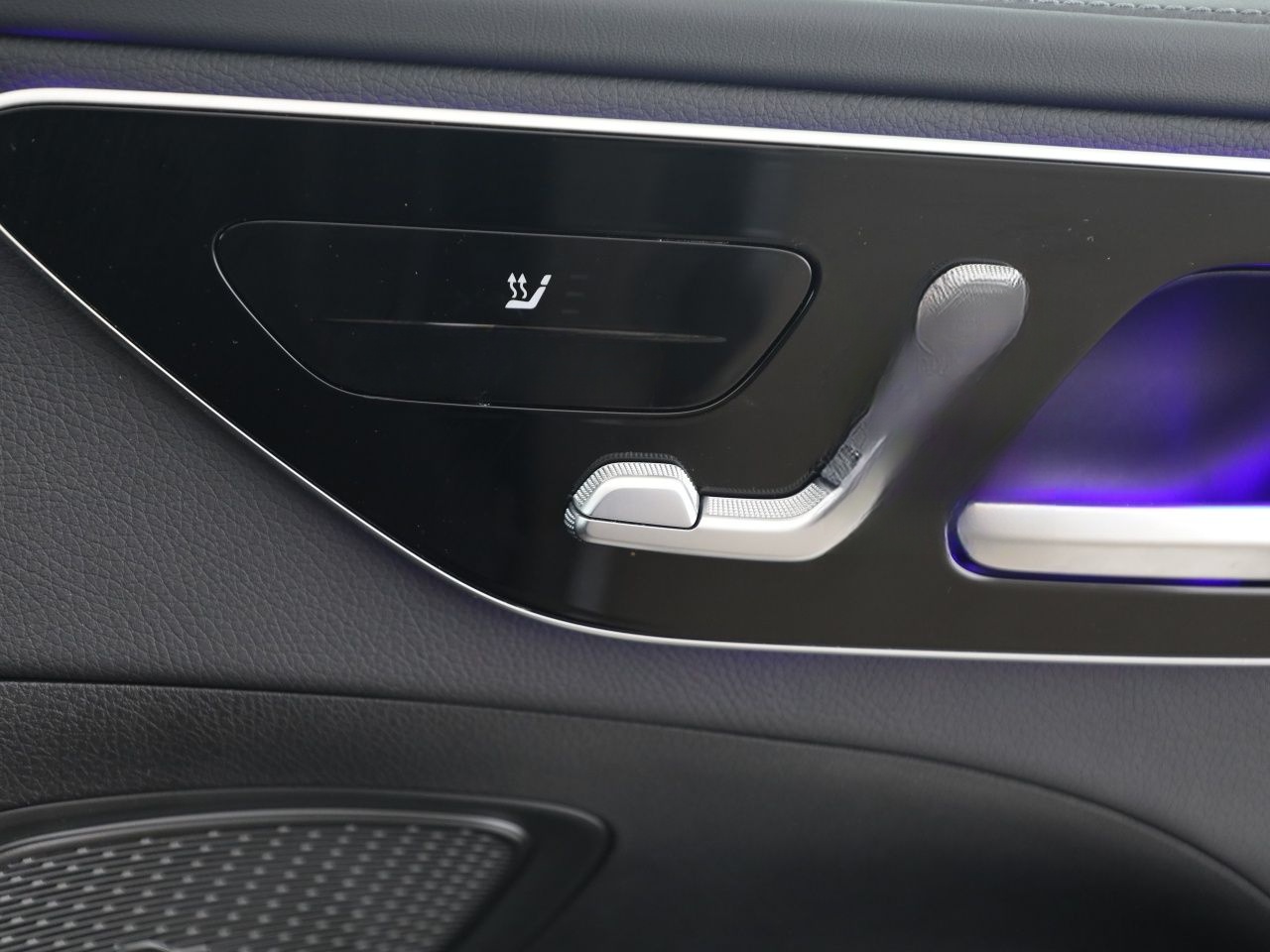 Mercedes-Benz C 300 e T AMG Pano AHK HUD Digital Light 360 foto 19