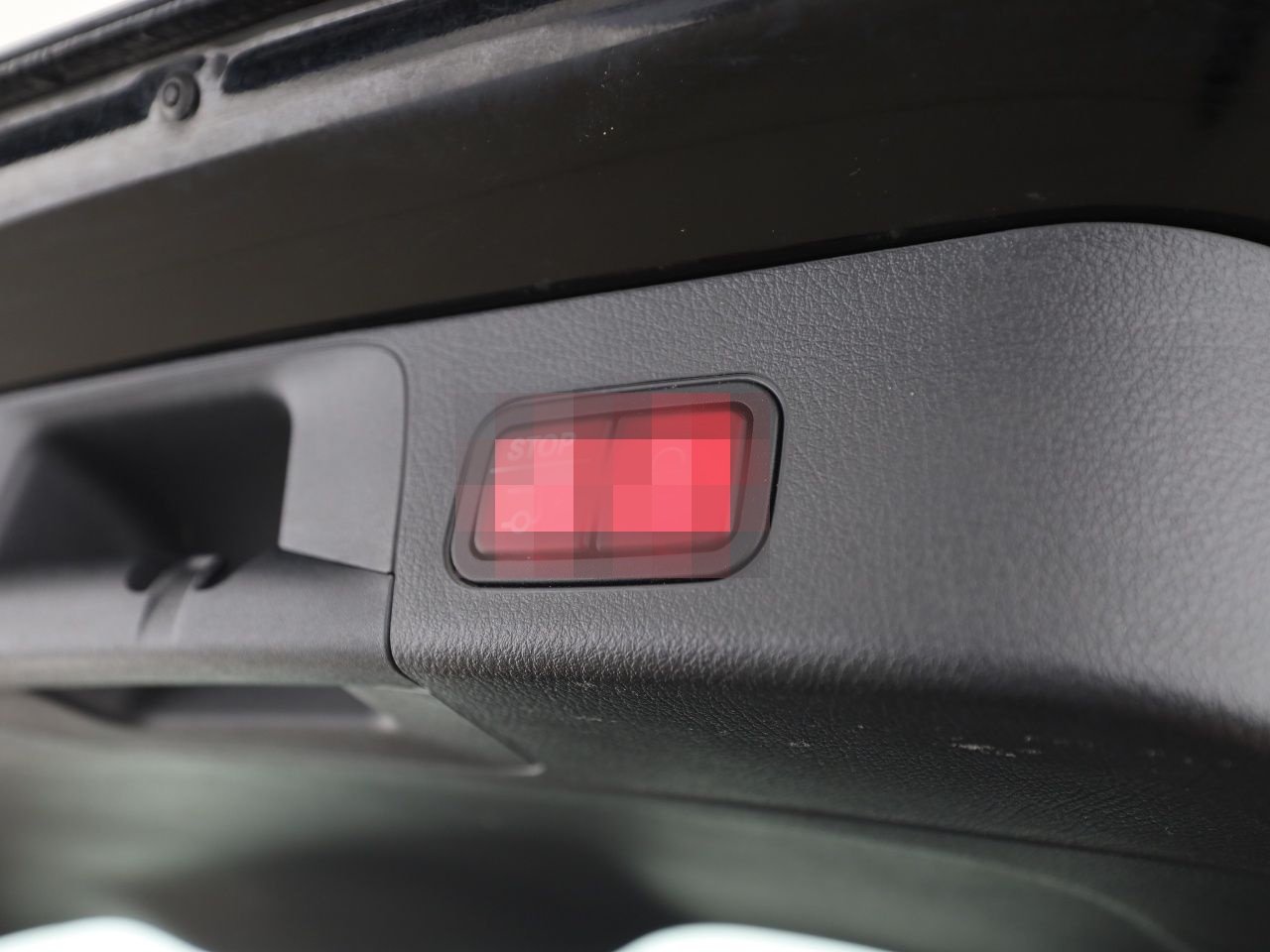 Mercedes-Benz EQB 300 4M AMG MBUX Pano Distronic HUD Kamera foto 23