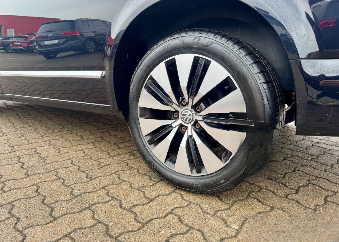 Volkswagen T6 Multivan 6.1 2,0 TDI Generation Six 4Motion D foto 5