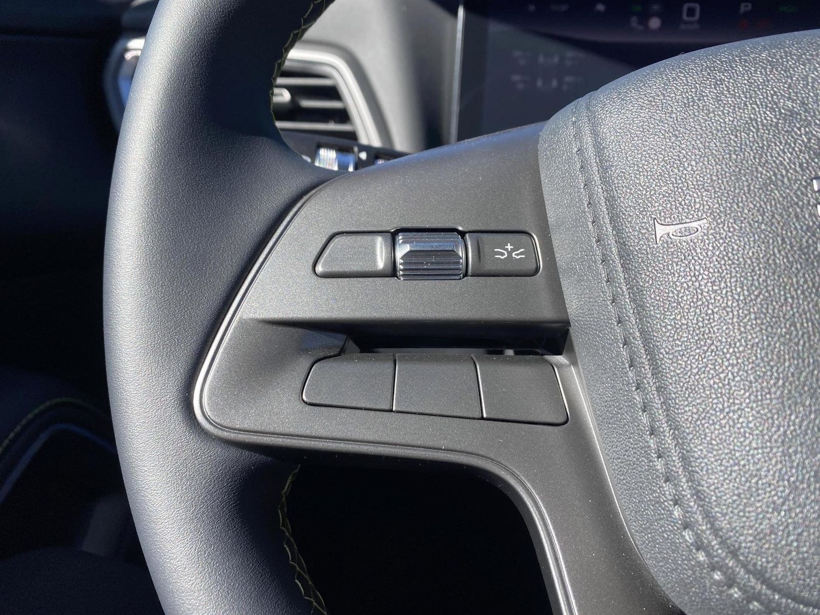 BYD ATTO 2 Comfort foto 14