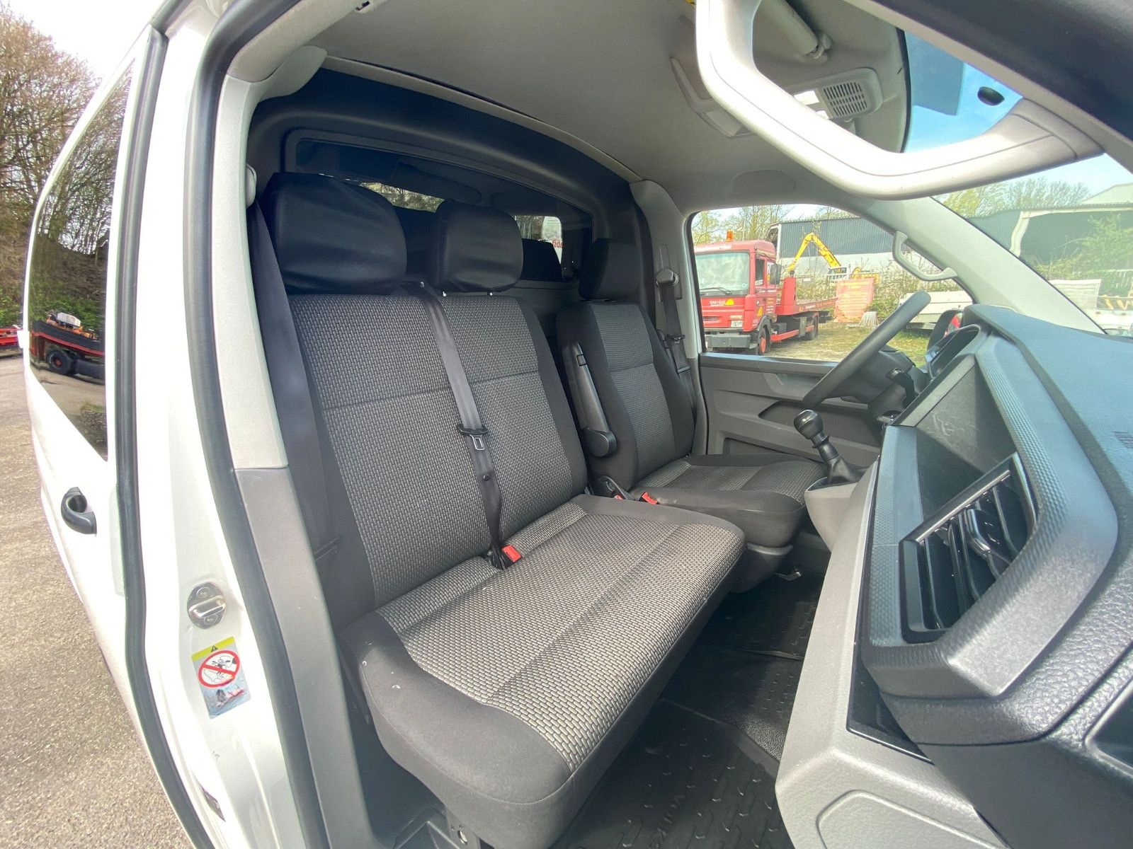 Volkswagen T6.1 Kasten Kombi EcoProfi FWD + Fenster + foto 20