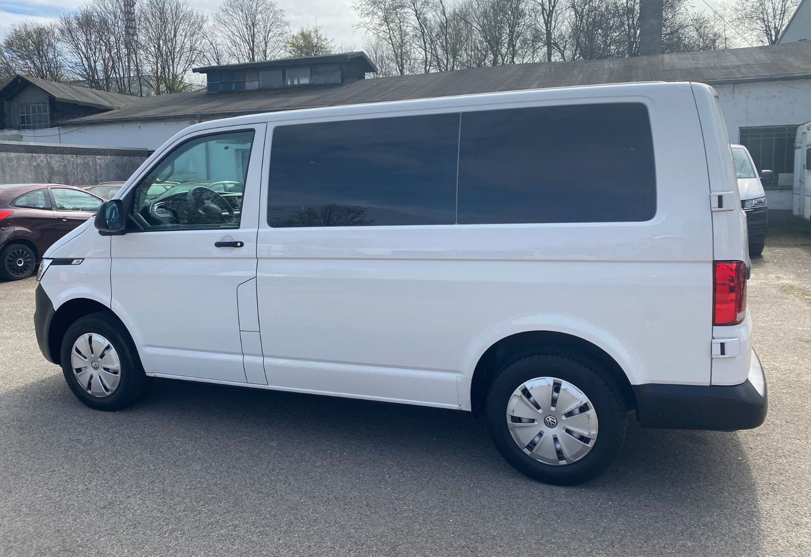 Volkswagen T6.1 Kasten Kombi EcoProfi FWD + Fenster + foto 3
