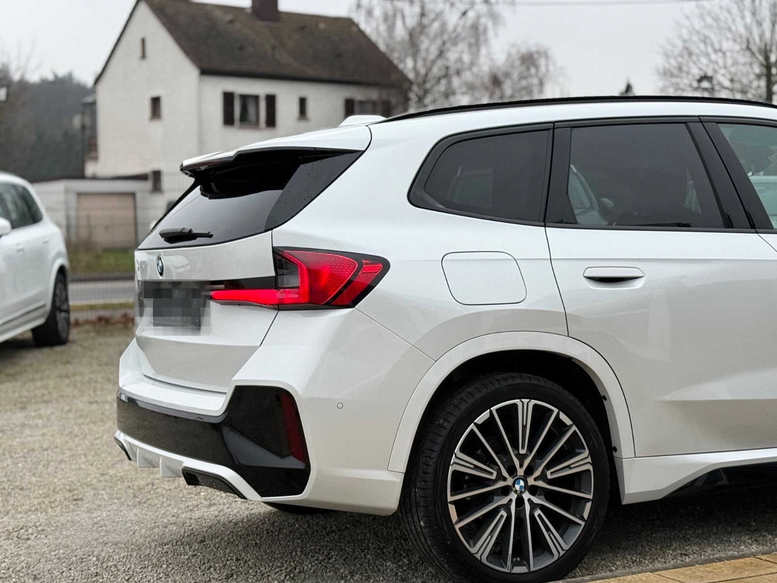 BMW X1 23d xDrive M Sport AHK h/k Memory 20 Zoll ACC foto 13