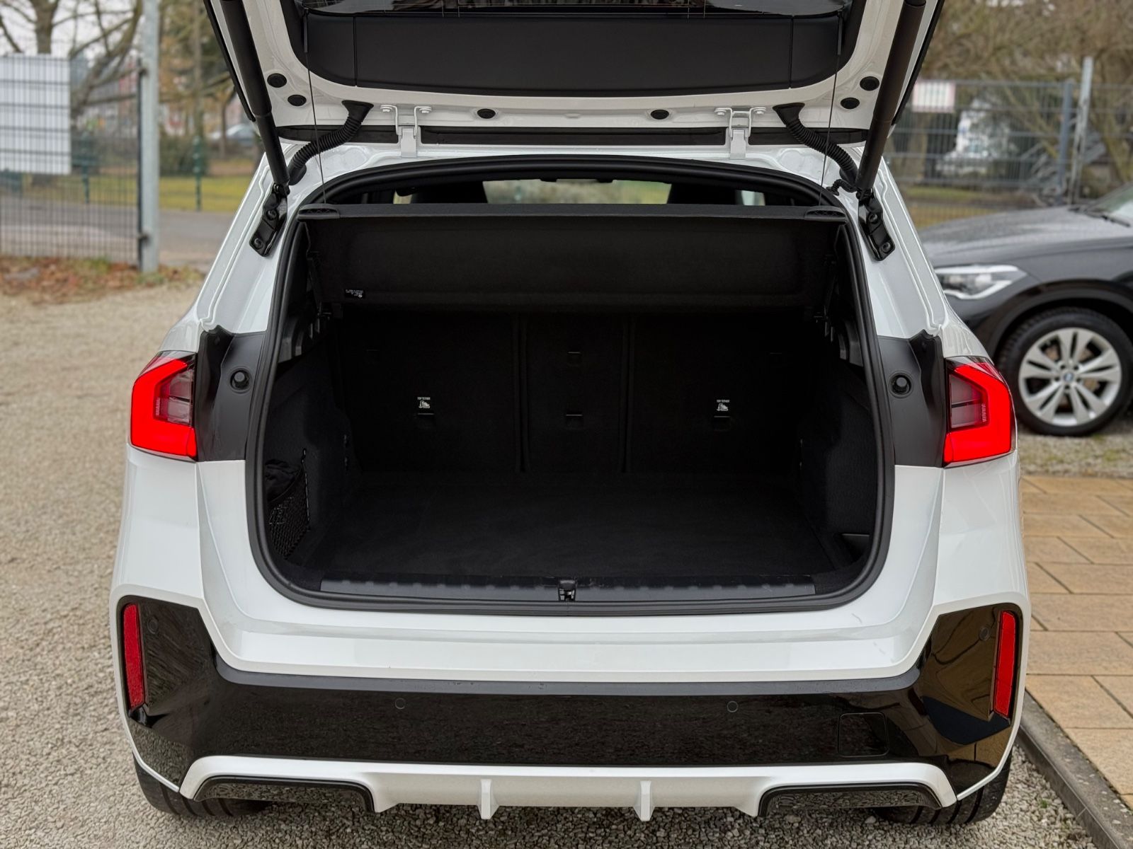 BMW X1 23d xDrive M Sport AHK h/k Memory 20 Zoll ACC foto 23