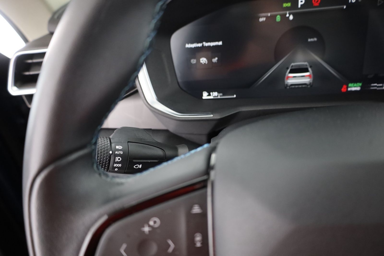 Lynk&Co 01 1.5 TD PHEV Aut. LED ACC 360° Pano foto 18