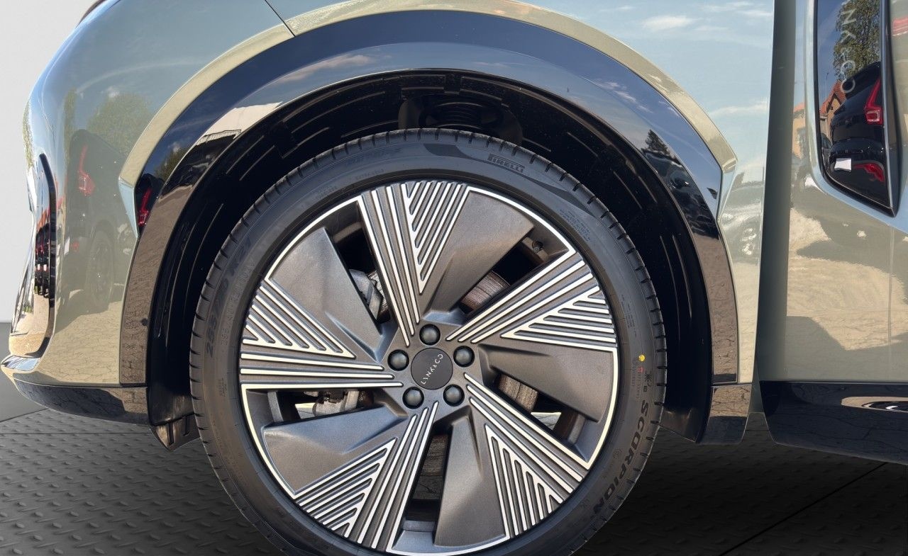 Lynk&Co 08 More Plug-In Hybrid / Pano / Matrix / 360Grad foto 19