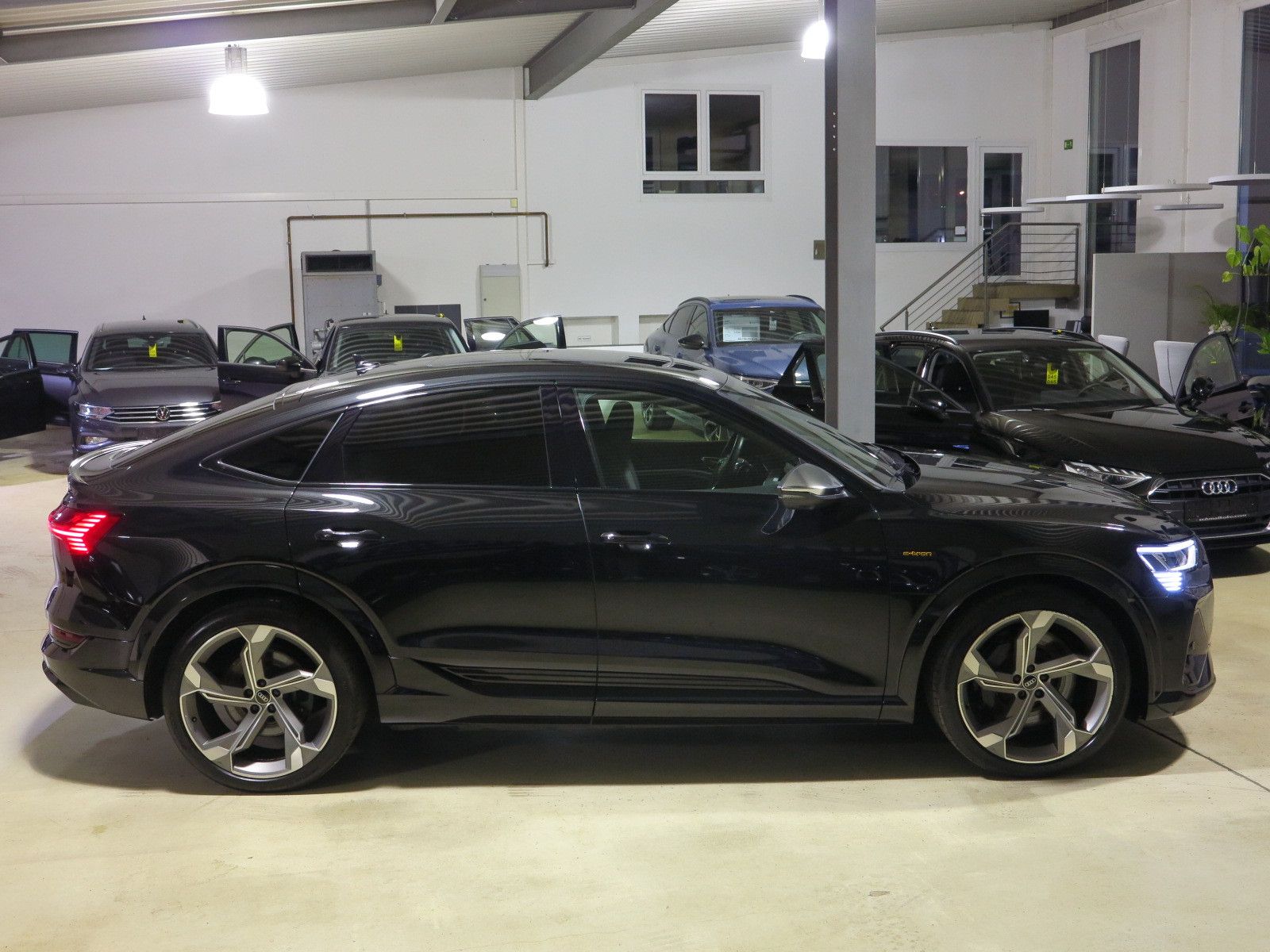 Audi e-tron Sportback S quattro Leder AHK Navi LM22 foto 13