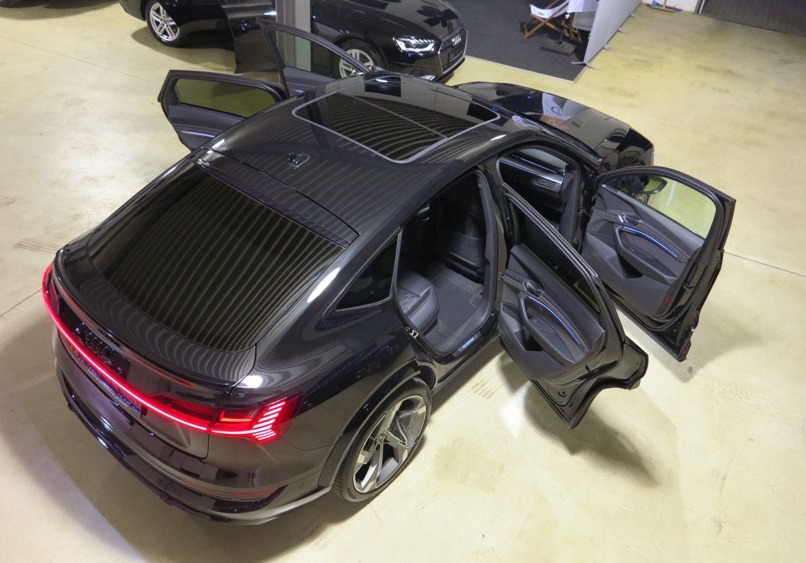 Audi e-tron Sportback S quattro Leder AHK Navi LM22 foto 15